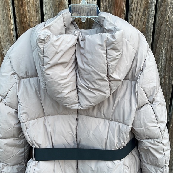 DKNY Tan Puffer Coat Nwt Tan Hood Belted Long Jacket Faux Down Water Resistant - Picture 8 of 9
